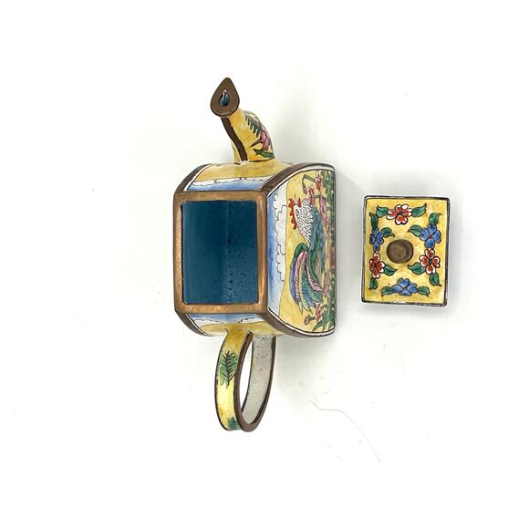 Vintage Kelvin Chen miniature enamel teapot with rooster design - Picture 6 of 7